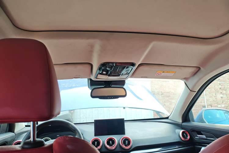 Used Wey VV5 2017 2.0T Flagship Edition Headliner