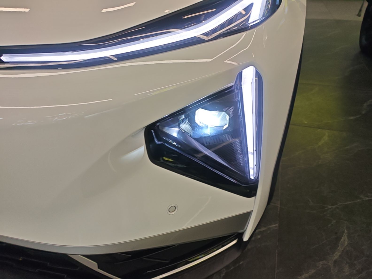 Geely Galaxy L7 2025 EM-i 115km Exploration Edition — снимка 8