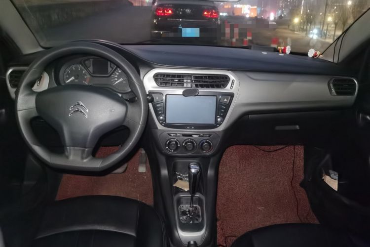 Used Citroen Elysee 2014 1.6L Automatic Fashion Model Center Console