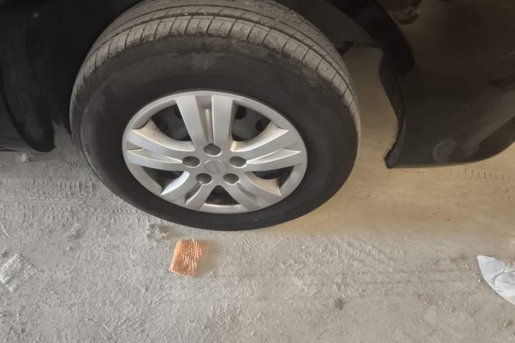 Used FORTHING Lingzhi 2023 M5L 1.6L Comfort 9-Seater