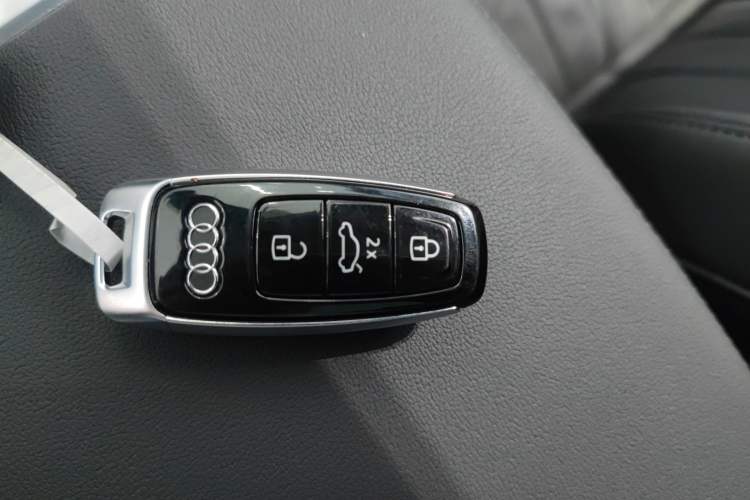 Used Audi A6 2022 allroad quattro Explorer 55 TFSI Prestige Off-Road Model