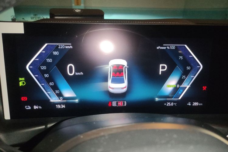 Used BMW i3 2024 eDrive 35 L Instrument Cluster