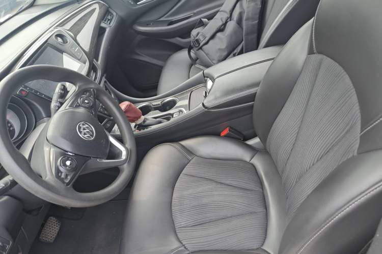 Used Buick Envision 2018 20T Two-Wheel-Drive Leading Model Left Front Seat
