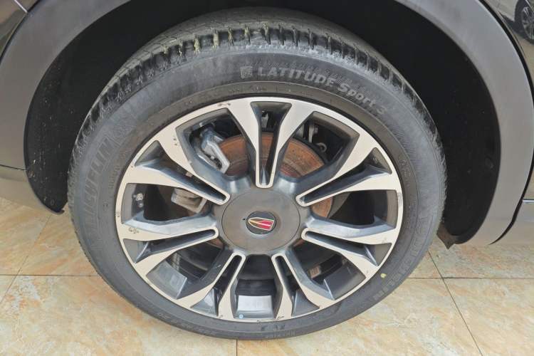 Used Hongqi HS5 2019 2.0T Smart Connect Flagship All-Wheel-Drive Version

