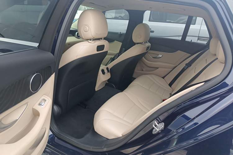 Used Mercedes-Benz C-Class 2017 Facelift C 200 Station Wagon