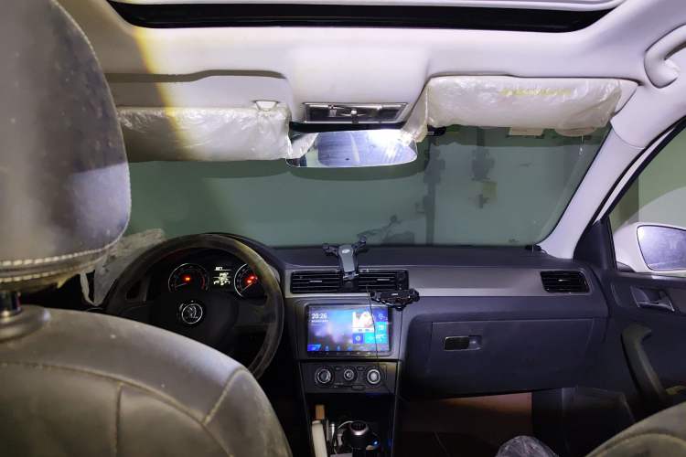 Used Skoda Rapid Spaceback 2016 Revised 1.6L Manual Chuanxing Edition
