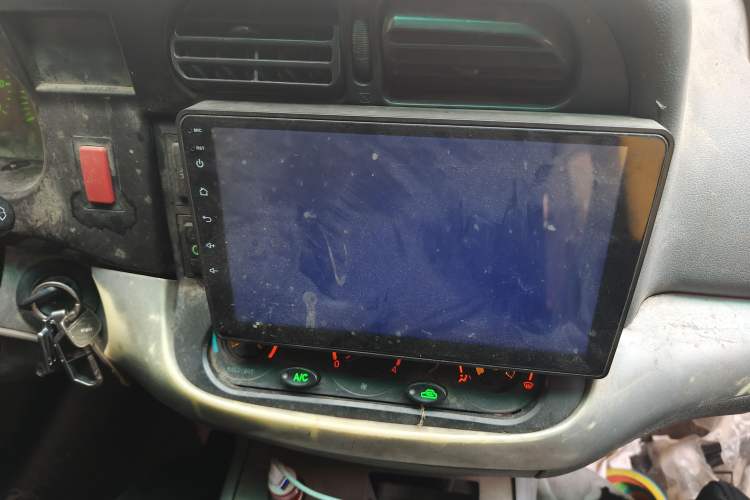 Used Jinbei Hiace 2014 2.0L 5th Generation Kuaiyunwang Business Version 4G20B
