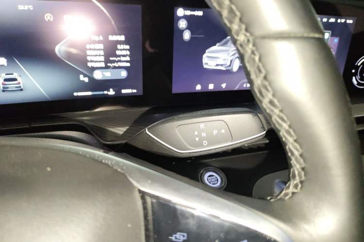 Used EXEED Lingyun 2024 300T Two-Wheel Drive Starlight Edition