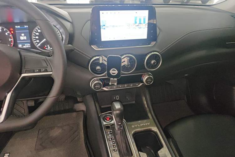 Used Nissan Sylphy 2021 1.6L XL CVT Enjoyment Edition Audio And AC Panel