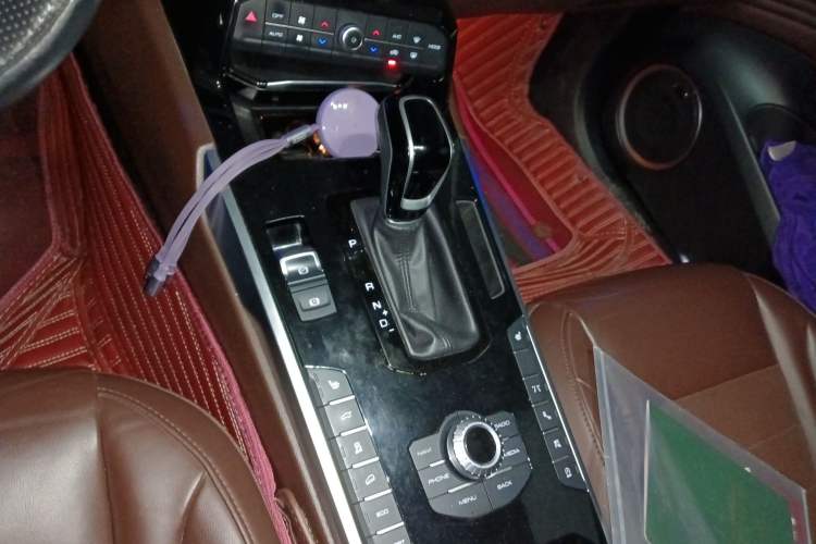 Used Wey VV7 2017 2.0T Flagship Model
