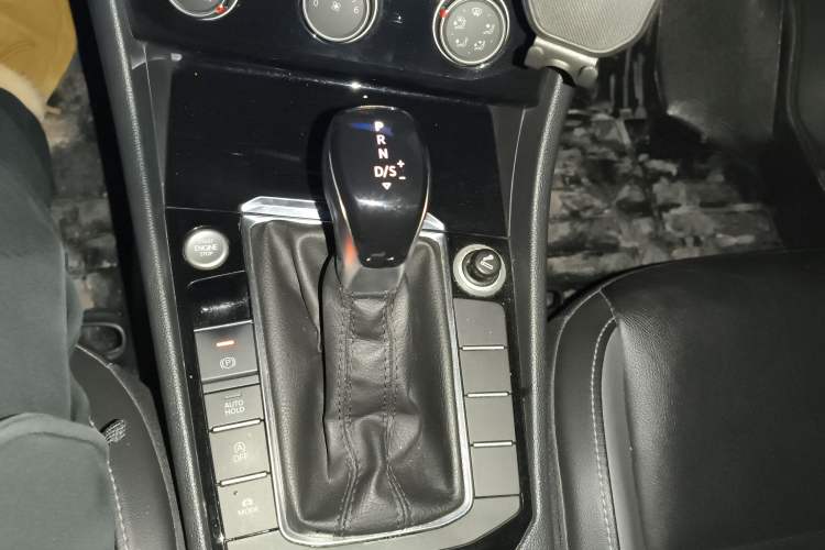 Used Volkswagen Sagitar 2019 200TSI DSG Comfort Version China VI Standard