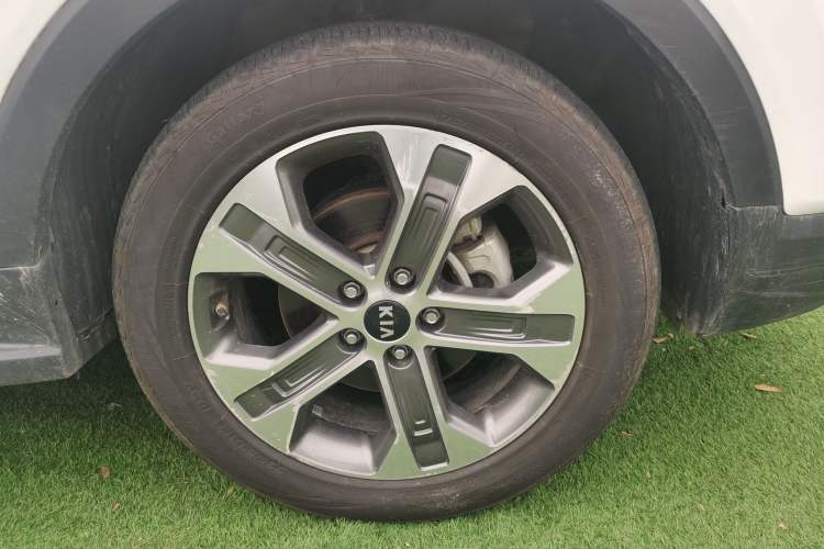 Used Kia Sportage R 2019 2.0L Automatic Smart Luxury Edition Exterior 8