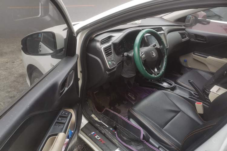 Used Honda City 2018 1.5L CVT Comfort Version Driver Seat