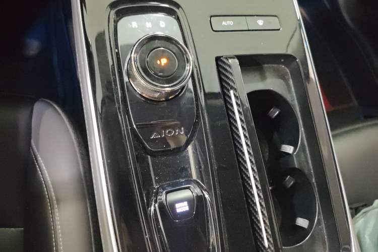 Used AION S Plus 2023 70 Enjoy Edition Lithium Iron Phosphate Gear Lever