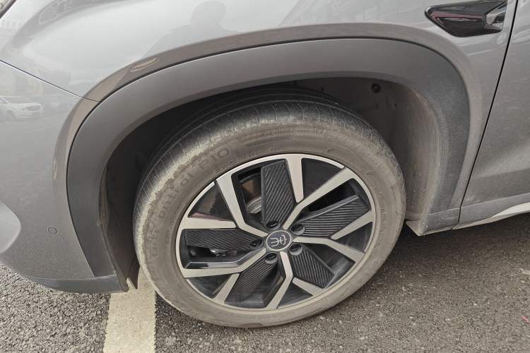 Used BYD Song L DM-i 2025 Intelligent Driving Version 160 km Beyond-Range Type
