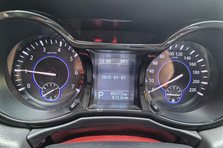 Used JMC Yusheng S350 2016 2.0T Automatic Two-Wheel Drive Gasoline Luxury Edition 5 Seats Instrument Cluster