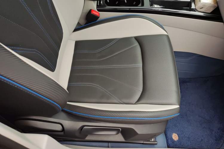 Used Volkswagen Lamando 2022 Lavida L 280TSI DSG Cool & Spicy Edition