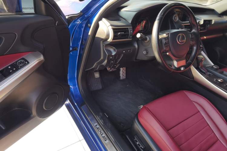 Used Lexus IS 2017 300 F SPORT Edition
