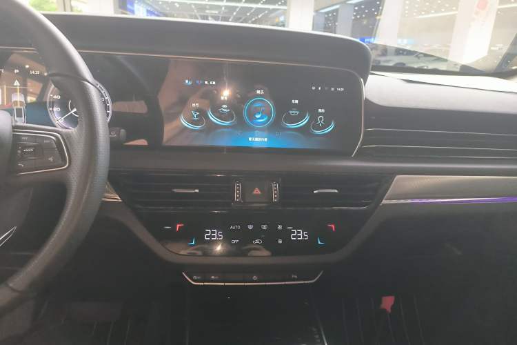 Used Hongqi HS5 2022 2.0T Smart Connect Flagship Enjoyment Purchase Edition
