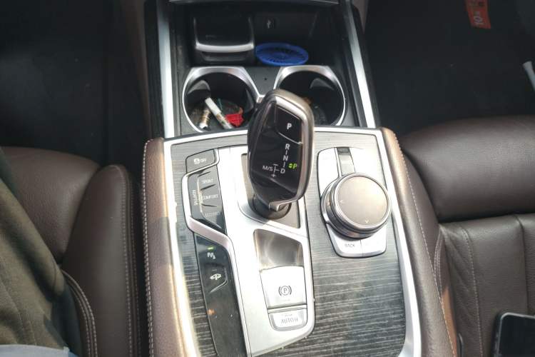Used BMW 7 Series  Gear Lever