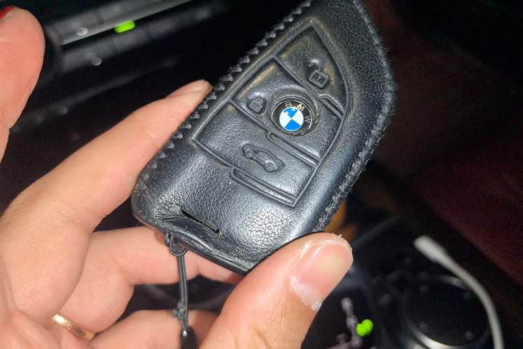 Used BMW X5 2014 xDrive35i Elegant Edition Vehicle Key