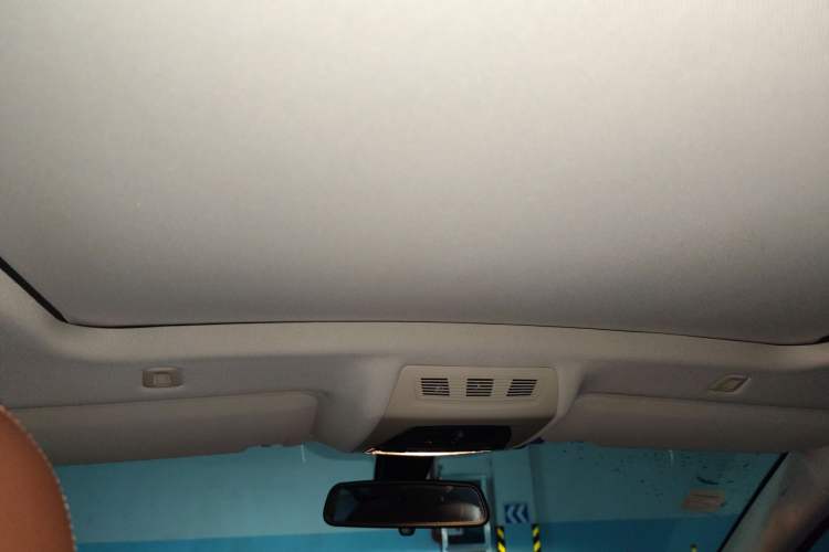 Used BMW 5 Series GT 2014 535i Leading Model
