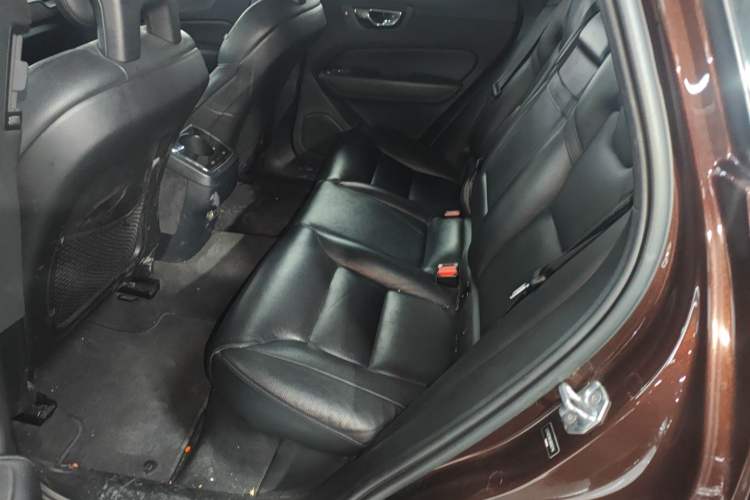 Used Volvo XC60 2018 T5 4x4 Zhiyi Edition