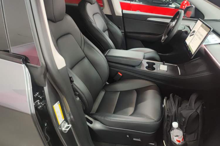 Used Tesla Model Y 2024 Rear-Wheel-Drive Version
