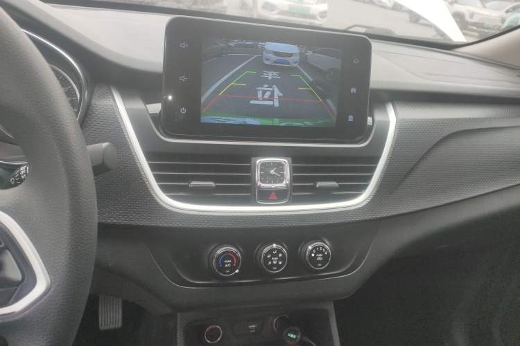 Used Baojun 730 2021 1.5L Manual Fashion Version 7 Seats