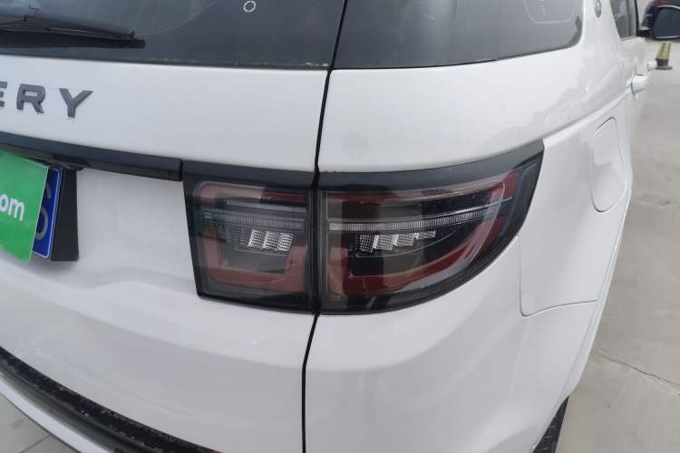 Used Land Rover Discovery Sport 2022 Revised Version 249 PS R-Dynamic S Performance Edition 5 Seats Right Rear Taillight