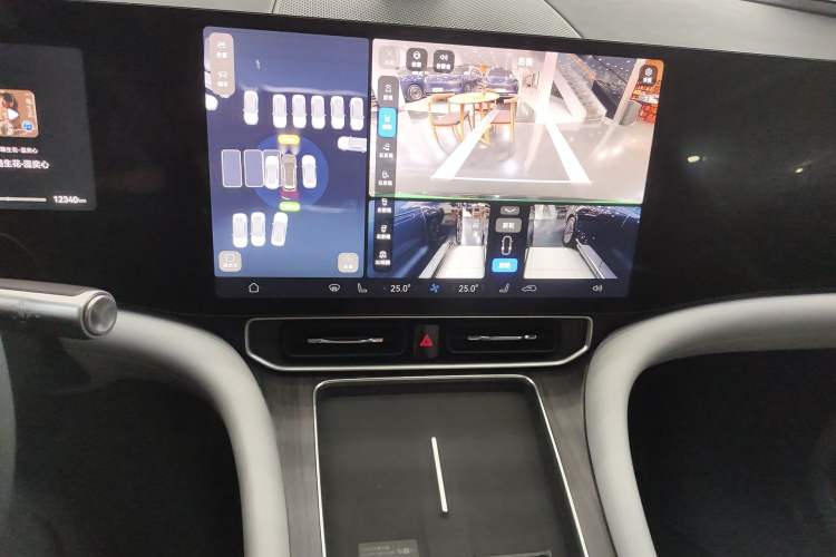 Used Hima AITO M9 2024 Range-Extended Ultra Version 42 kWh 6-Seater Model Audio And AC Panel