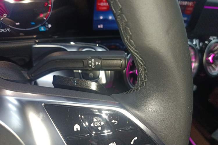 Used Mercedes-Benz GLB 2024 GLB 220 Fashion Model