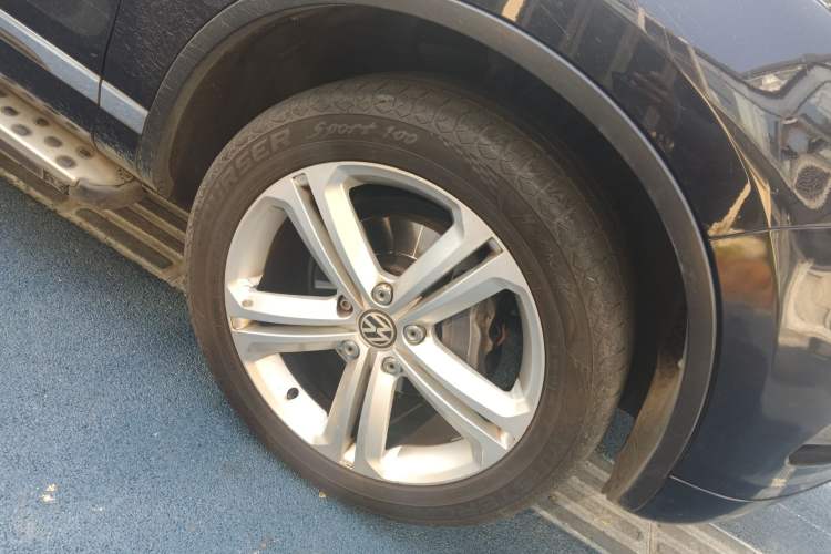 Used Volkswagen Touareg 2014 3.0 TSI New Edition
