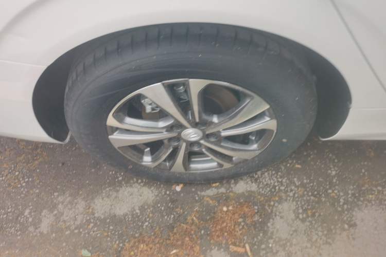 Used CHANGAN Eado 2024 PLUS Blue Whale NE 1.4T GDI DCT High-Energy Edition Right Rear Wheel Hub