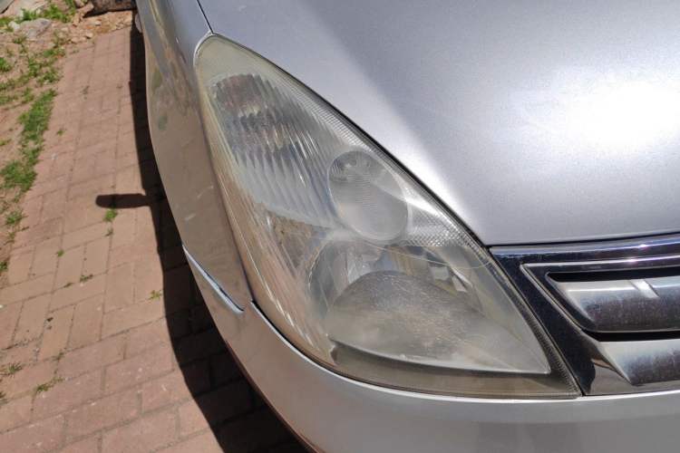 Used Nissan Livina 2009 1.6L Manual All-Around Model