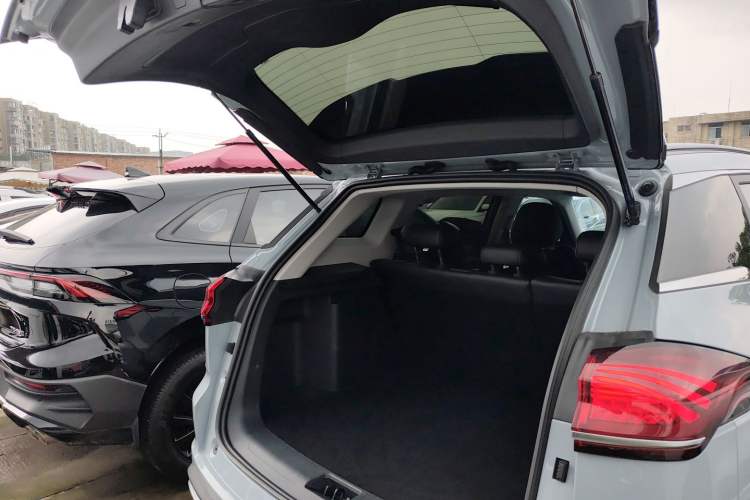 Used Geely Auto Emgrand X7 Sport 2022 Boyue X 1.8TD DCT Smart Model Trunk