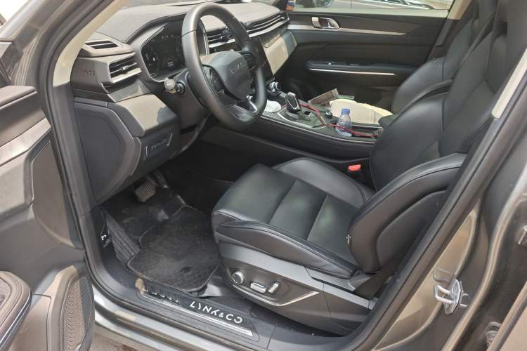 Used Lynk & Co 01 2021 2.0TD Two-Wheel-Drive Pro Trim Driver Seat