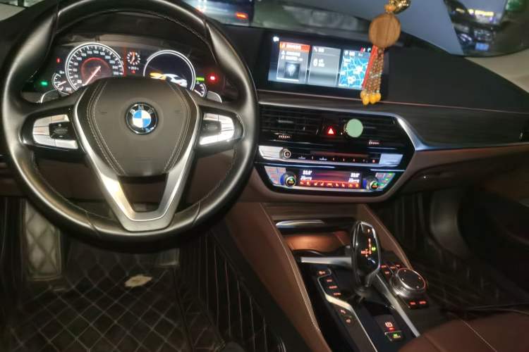 Used BMW 5 Series 2018 Revised Version 530Li Leading Edition Luxury Package