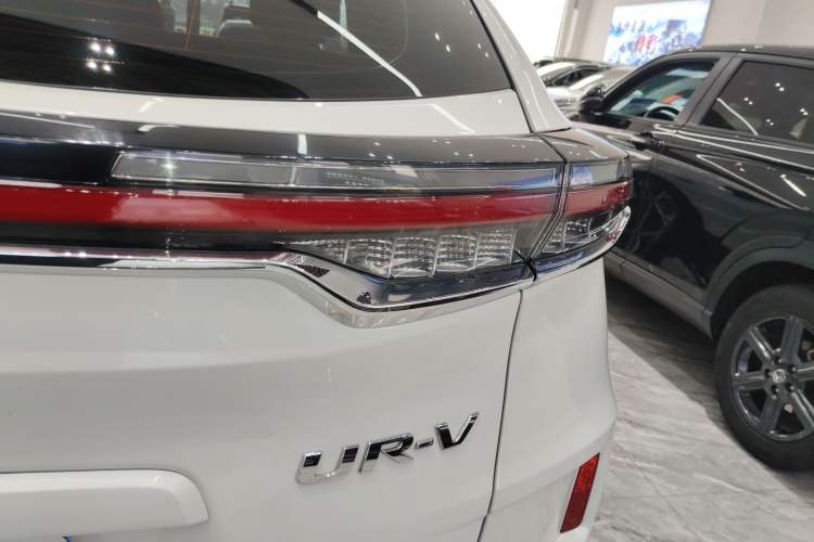 Used Honda UR-V 2020 370TURBO Two-Wheel Drive Luxury Edition
