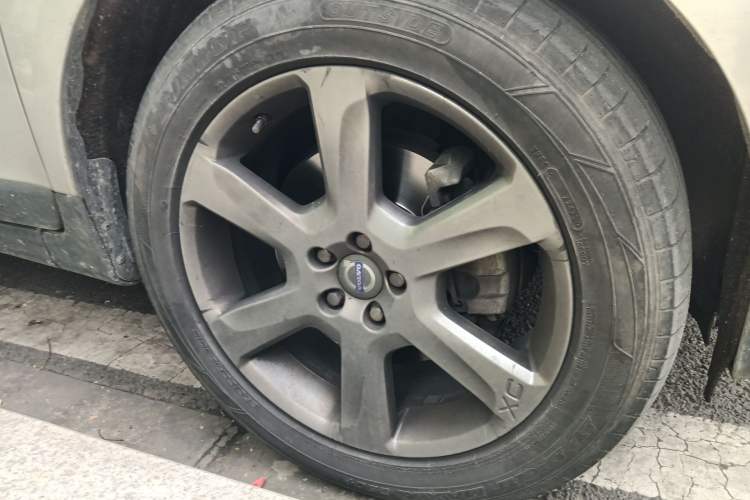 Used Volvo XC60 2012 T5 Comfort Edition Right Front Wheel Hub