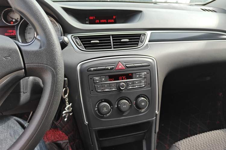 Used Peugeot 308 2014 Enjoy Edition Classic 1.6L Manual YouShang Model
