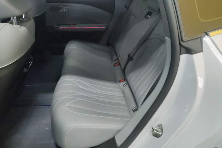 Used Geely Galaxy E8 2025 575 km Exploration Intelligent Driving Edition Left Rear Seat