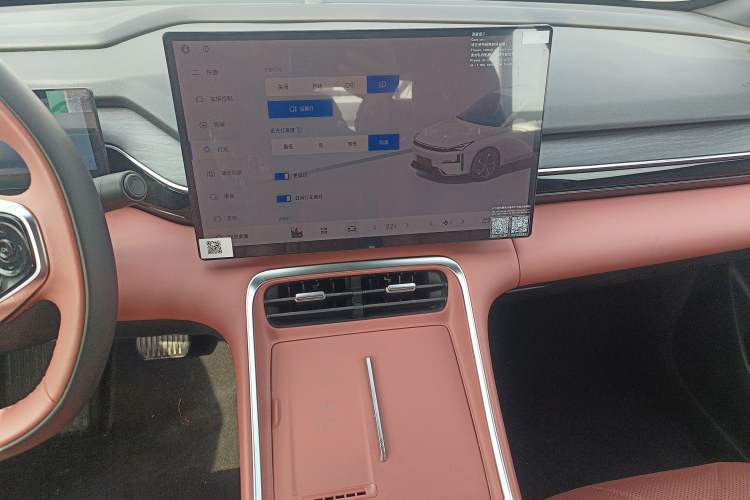 Used Geely Galaxy L6 2025 EM-i 140km Starship Edition