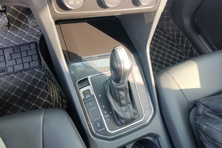 Used Volkswagen Golf Sportsvan 2018 230TSI Automatic Trend Edition