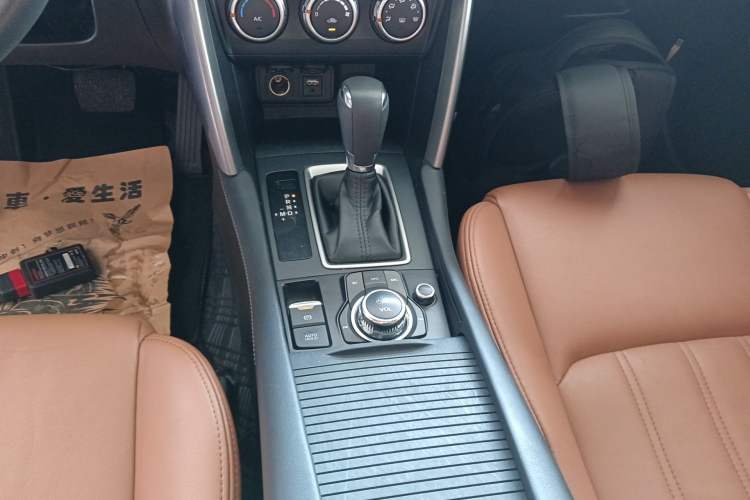 Used Mazda CX-4 2018 2.0L Automatic Two-Wheel Drive Blue Sky Dynamic Version China V Standard
