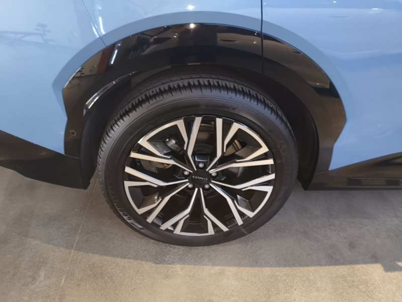 Used Lynk & Co 08 EM-P 2026 Model 210 Four-Wheel Drive Performance Ultra H7 — 25