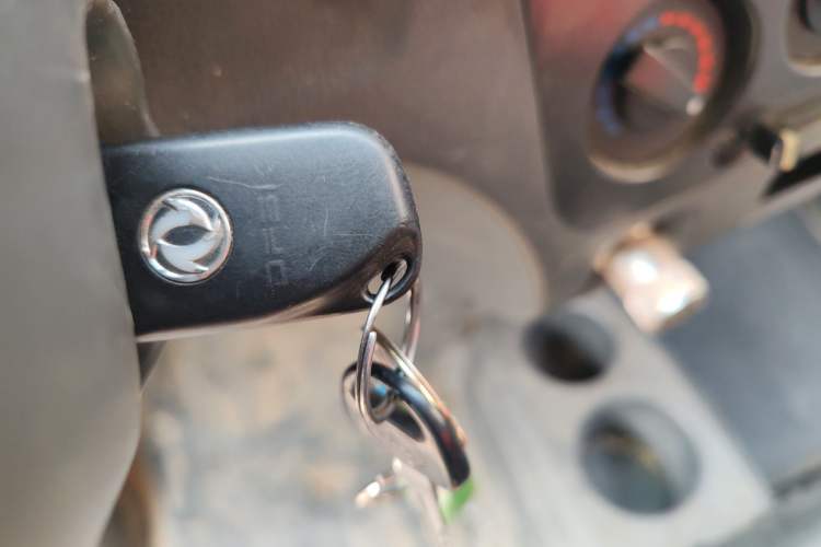 Used Dongfeng Xiaokang K05S 2016 1.2L Practical Version DK12-10
