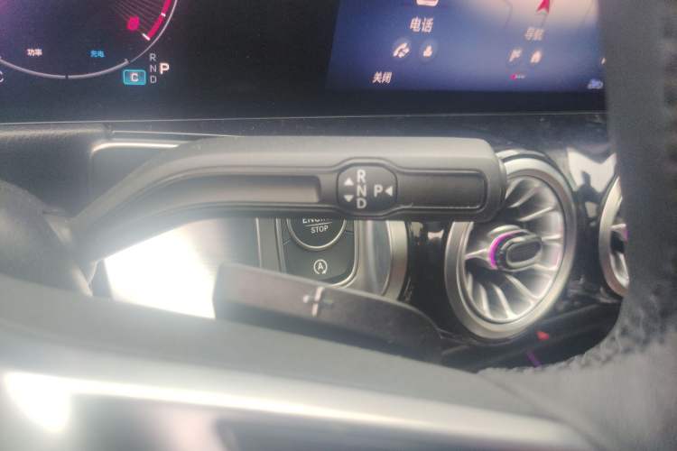 Used Mercedes-Benz GLB 2025 GLB 220 Sport Edition
