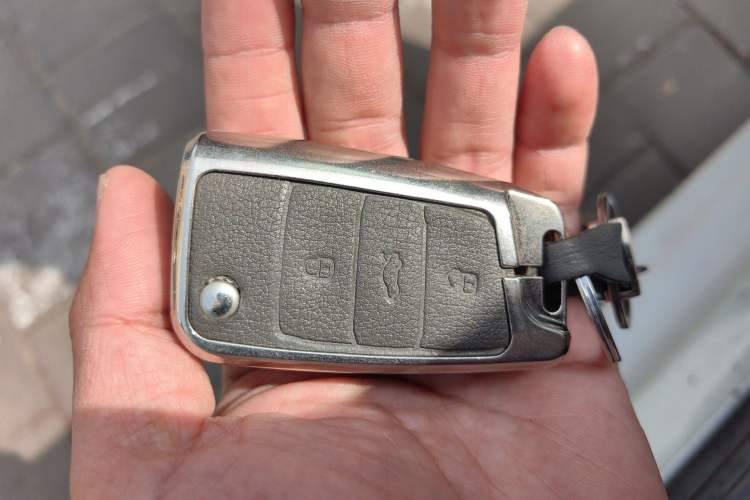 Used Volkswagen Sagitar 2020 200TSI DSG Comfort Version China VI Standard Vehicle Key