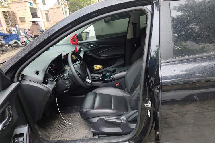 Used MG 5 2022 180 DVVT CVT Youth Luxury Edition